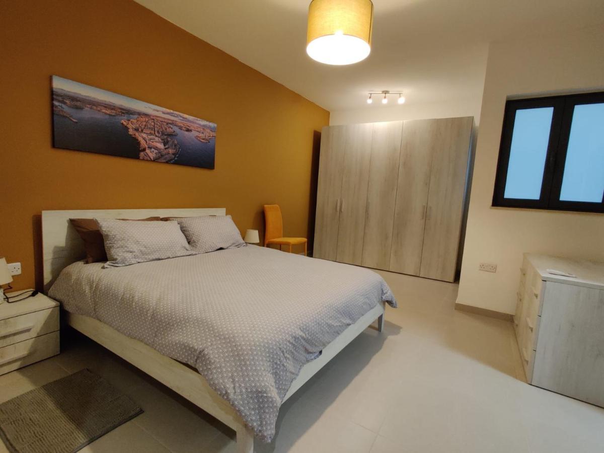 Deep Blue Apartment Marsaskala Luaran gambar